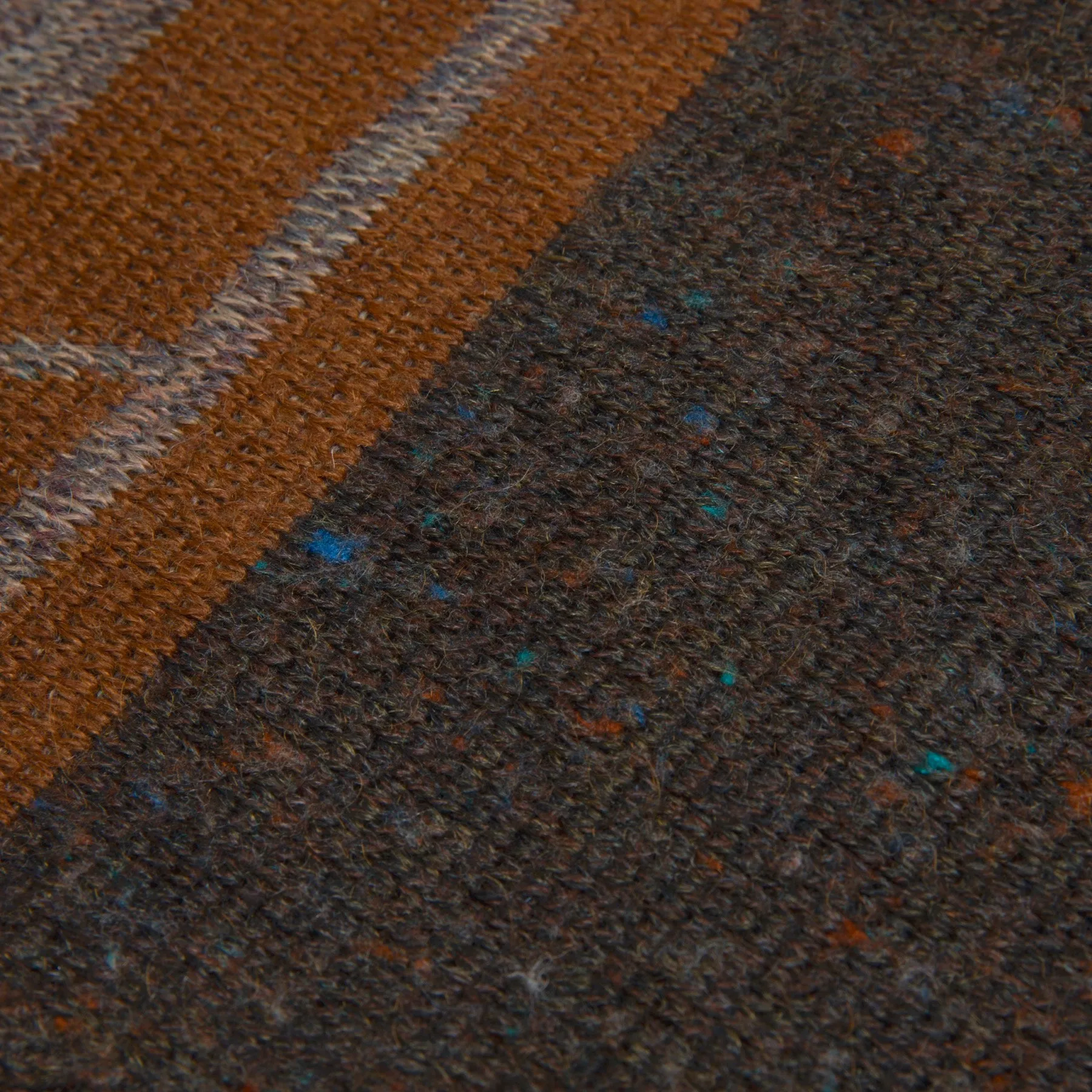 Brutalist Stranded Tweed Yarn Garter Stitch Jumper