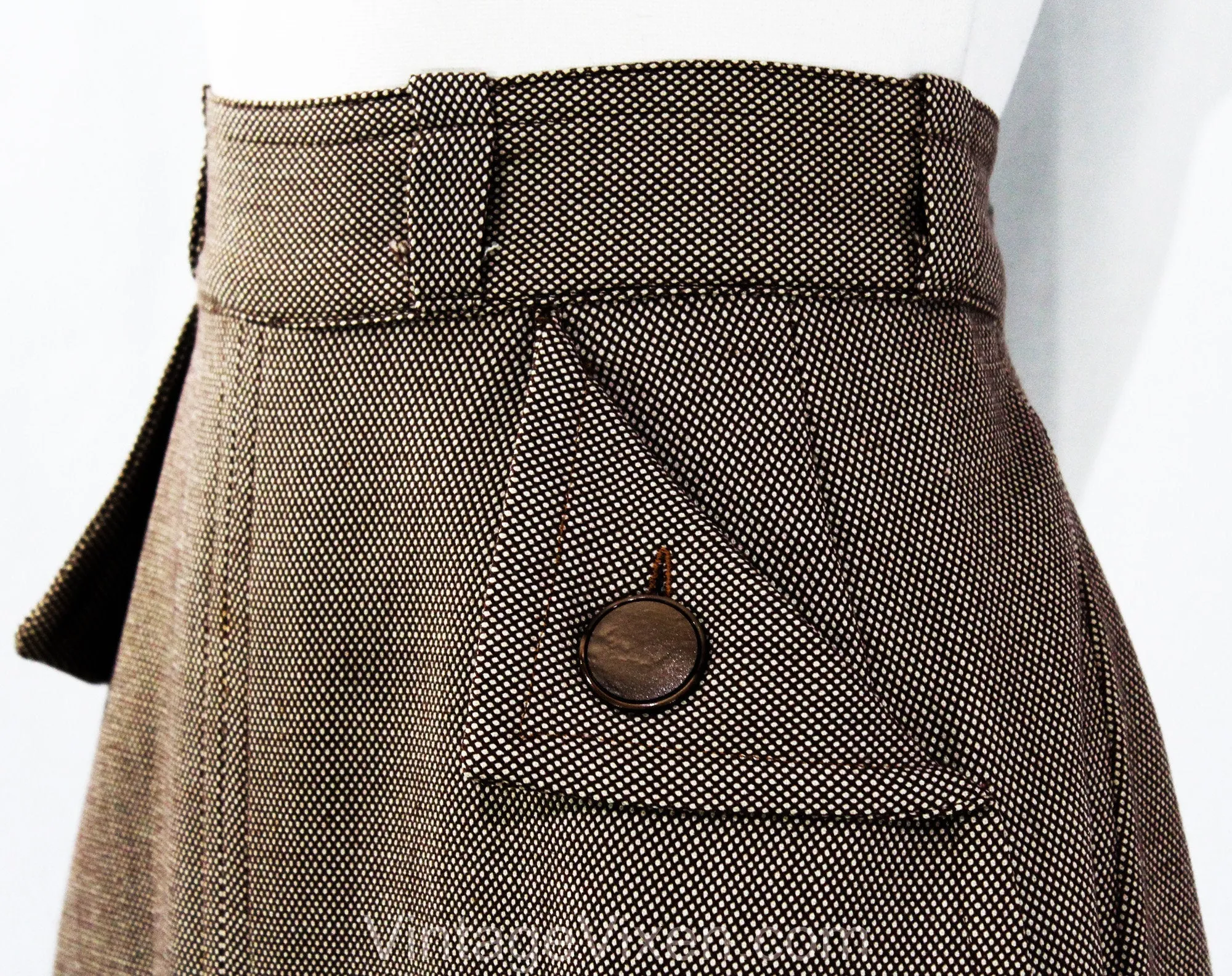 Size 8 1940s Skirt - Beautiful Rosie Riveter Workday Style - Cocoa Brown & Ecru Wool 40s A-Line Skirt - WWII Era Utility Look - Waist 26.5