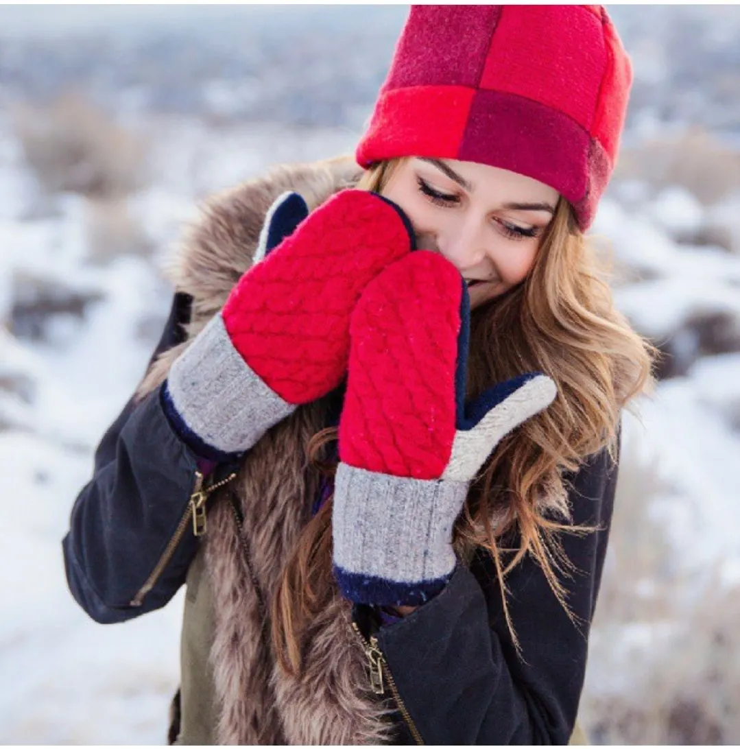 Womens Mittens | Snow Bunny